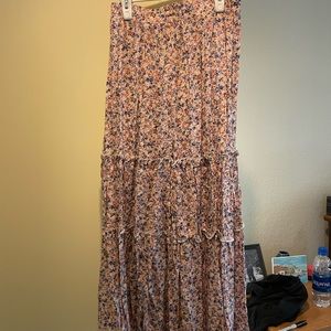 Maxi skirt floral